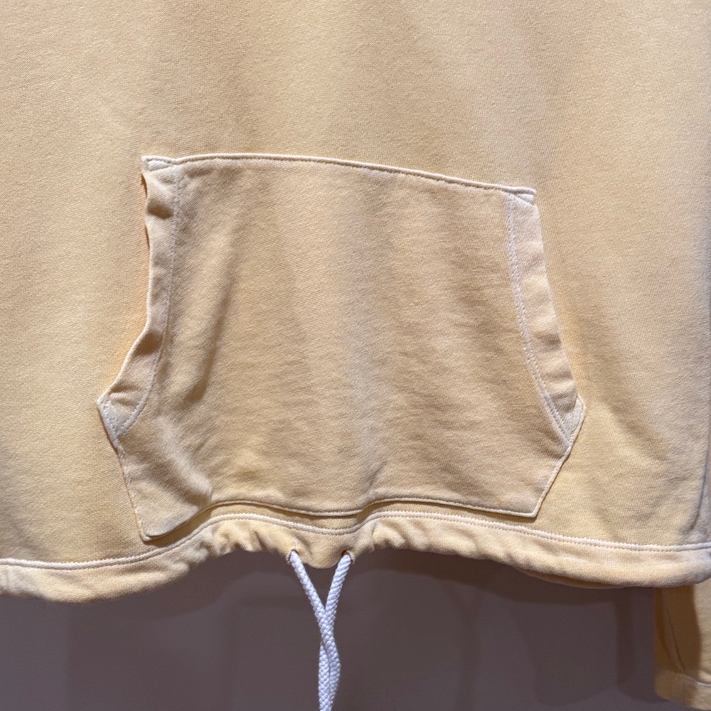 Old Navy Butter Yellow Women's Hoodie - Picture 4 of 5